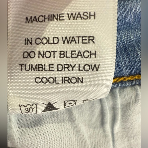 Judy Blue Light Wash Bootcut Jeans Women’s Size 3/26 Style JB82552LT Stretch - Picture 8 of 8